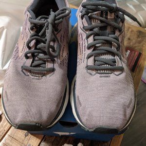 Brooks shoes